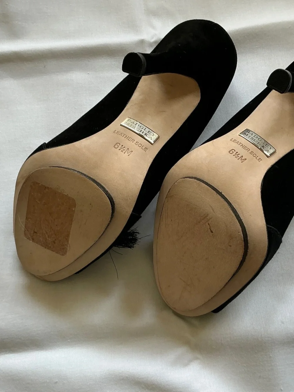 Badgley Mischka size black